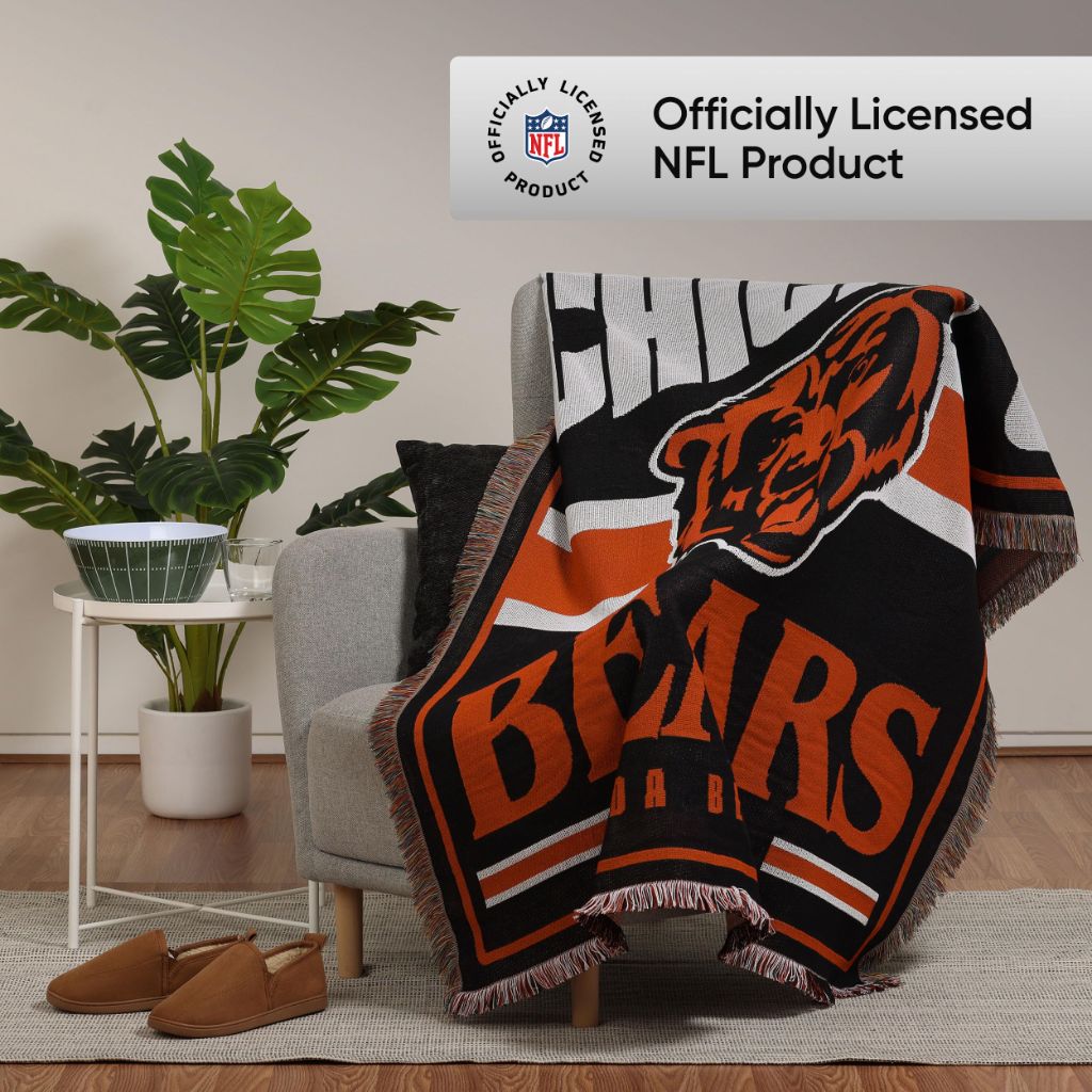 FOCO Chicago Bears NFL Team Logo Woven Tapestry - 46" x 60"
