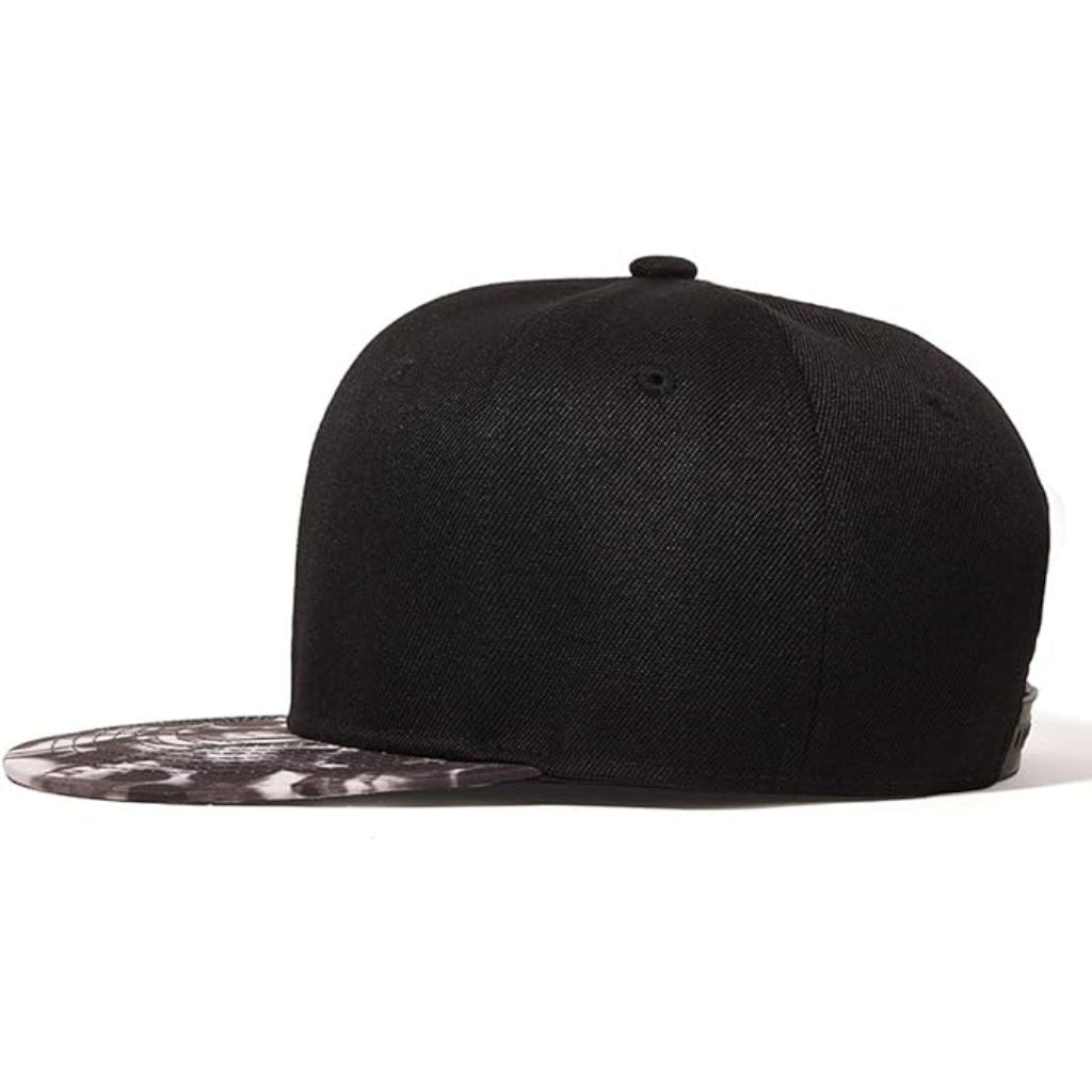 Quanhaigou Snap-Back Flat-Brimmed Hat - Black Skulls