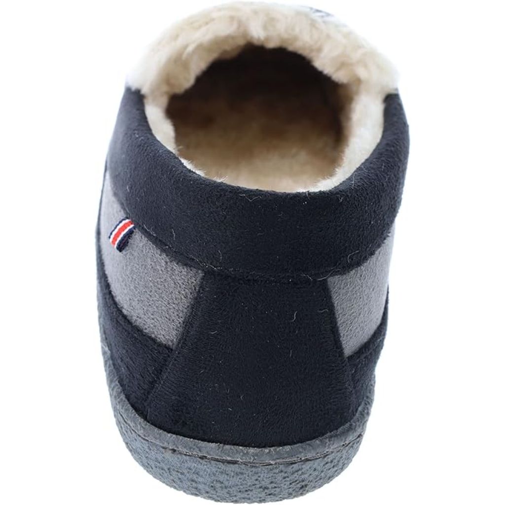 IZOD Men's Classic Memory Foam Moccasin - Gray Black, Size Medium (8/9)