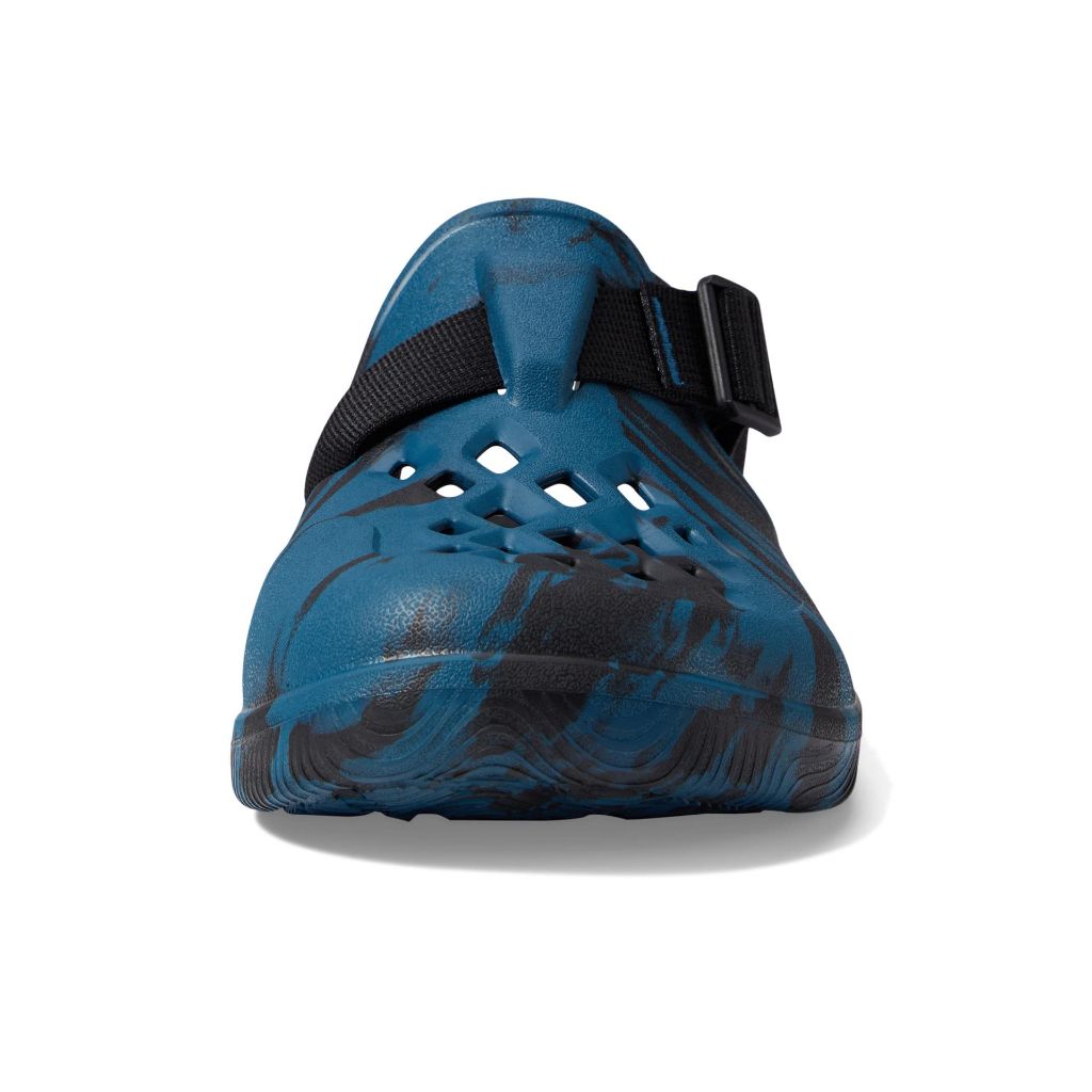SZ 9, Chaco Chillos Clog | Deep Sea Storm