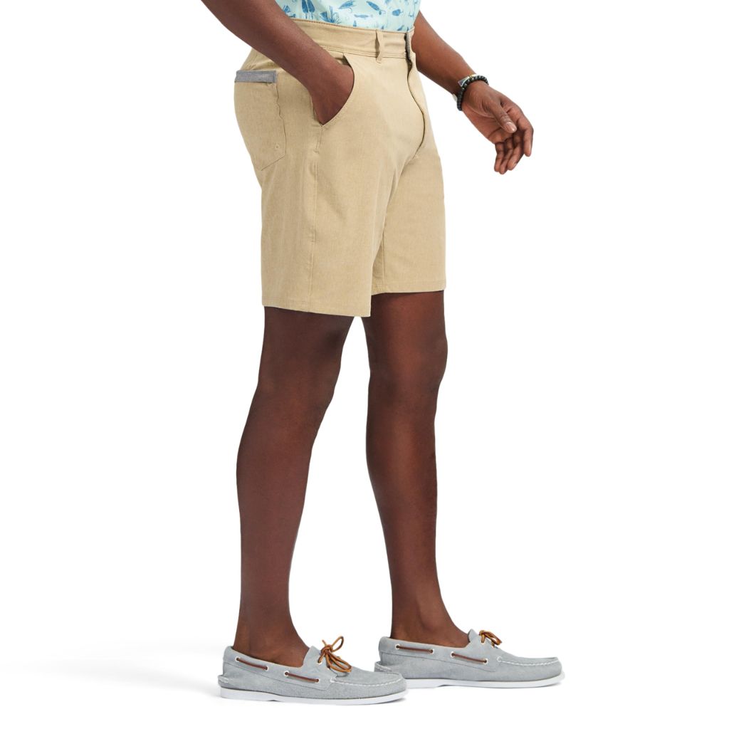 IZOD Men's 9.5" Luxury Hybrid Performance Flat Front Short, Cedarwood Kh, 36