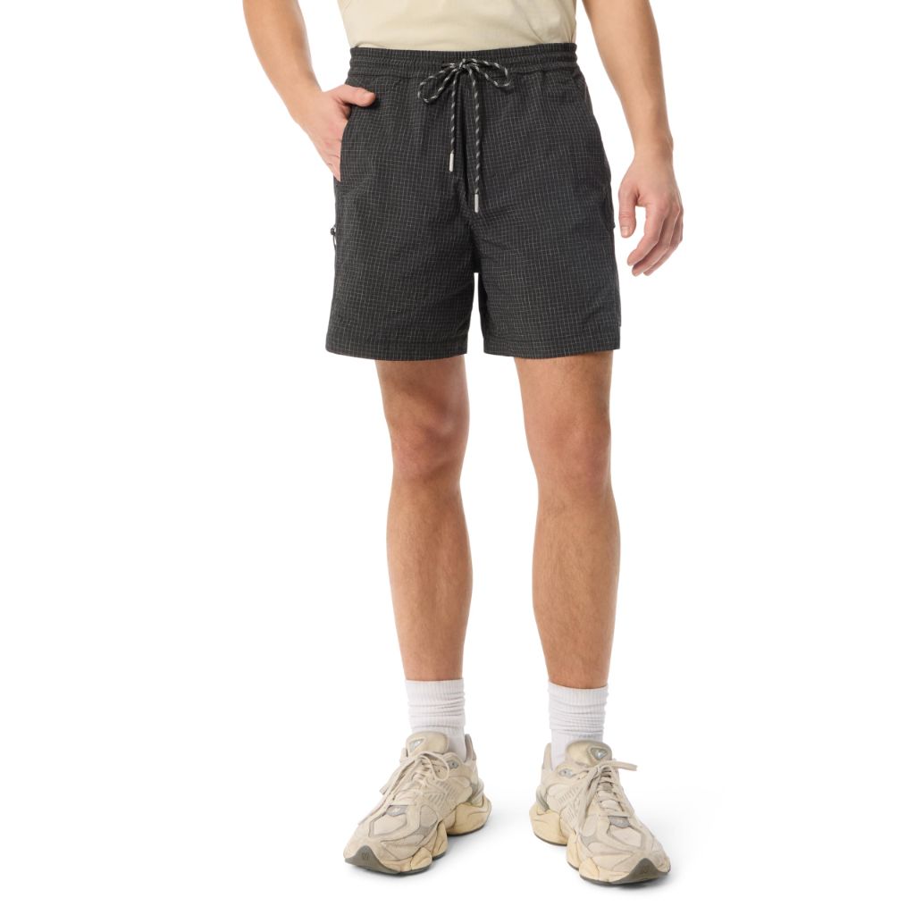 SZ S, Cross-eyed Moose Men's Cross Rivers Pull On Water Repellent Hybrid Cargo Short Standard Pirate | Black