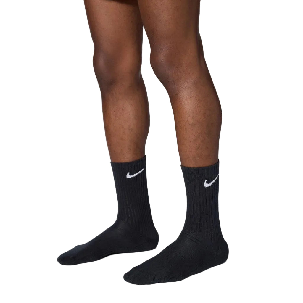 Nike Everyday Cushion Crew Training Socks, (3 Pair), Black/White, Medium