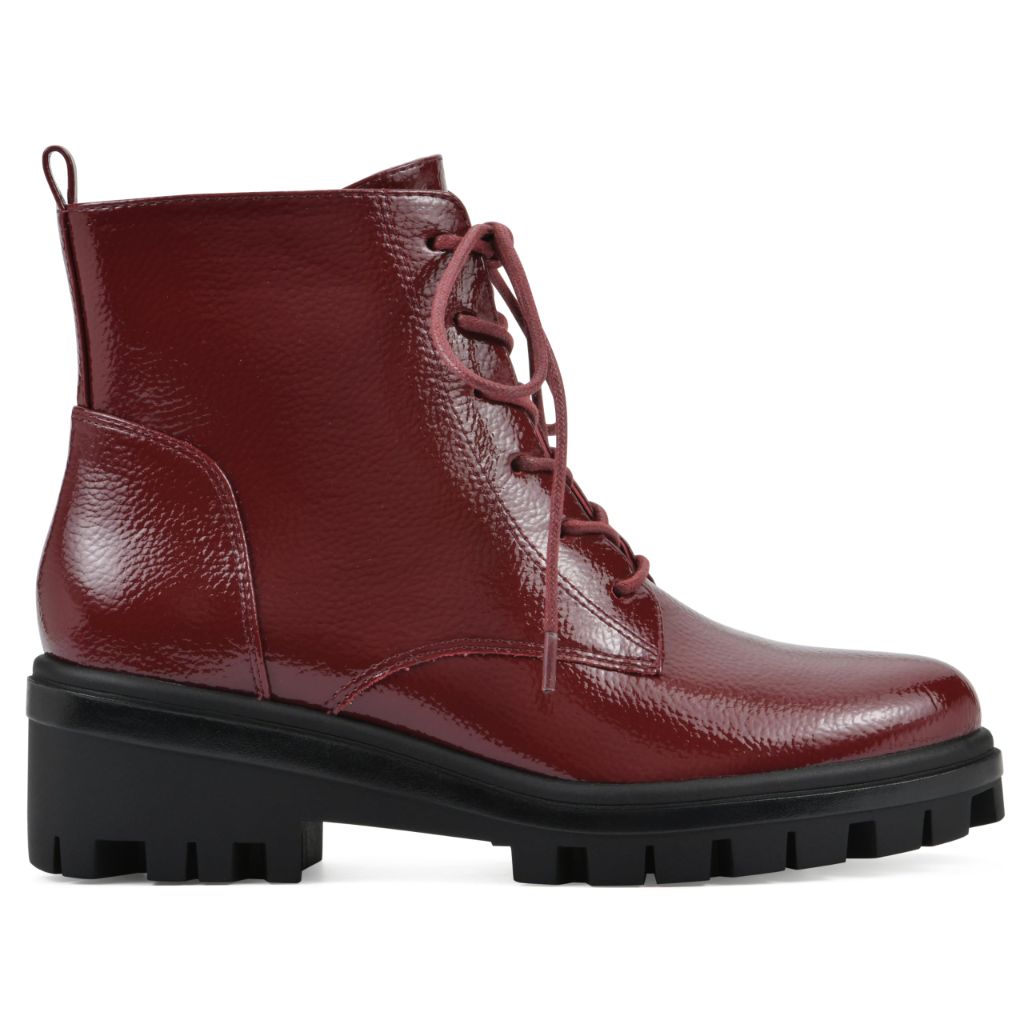 WHITE MOUNTAIN Women's Tappy Lug Sole Combat Boot, Cordovan/Patent, 7.5 M