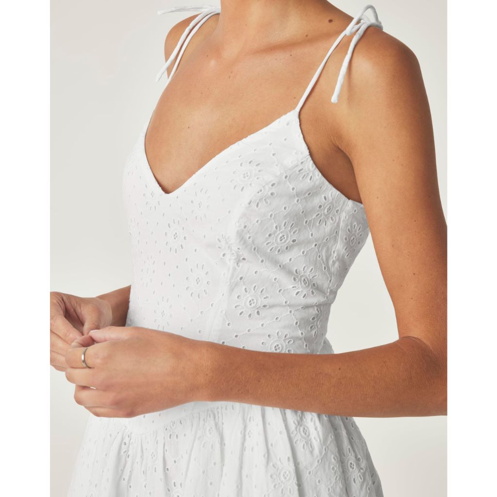 Florence by mills Women's Garden Party Eyelette Smocked Mini Dress, White, X-Large