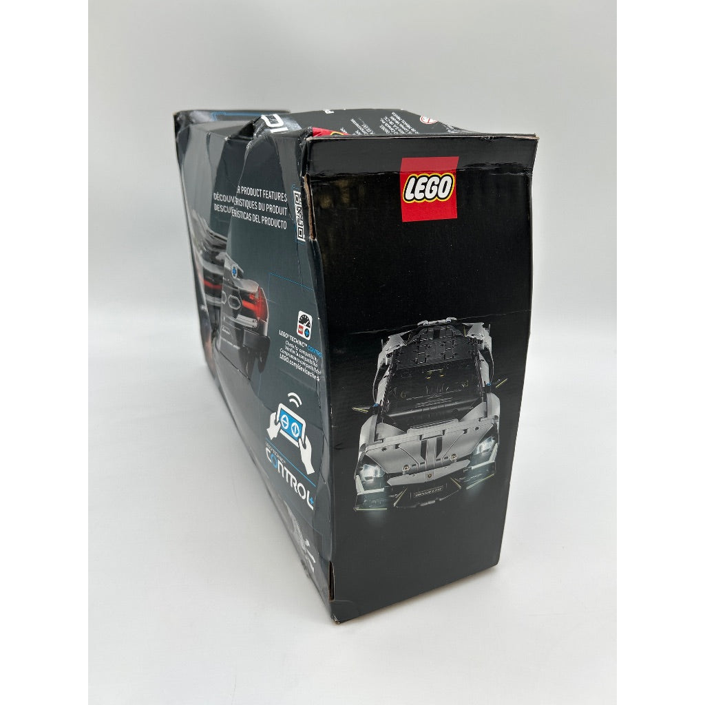 LEGO Technic: Lamborghini Revuelto Super Sports Car - 1135 Pieces (42214)