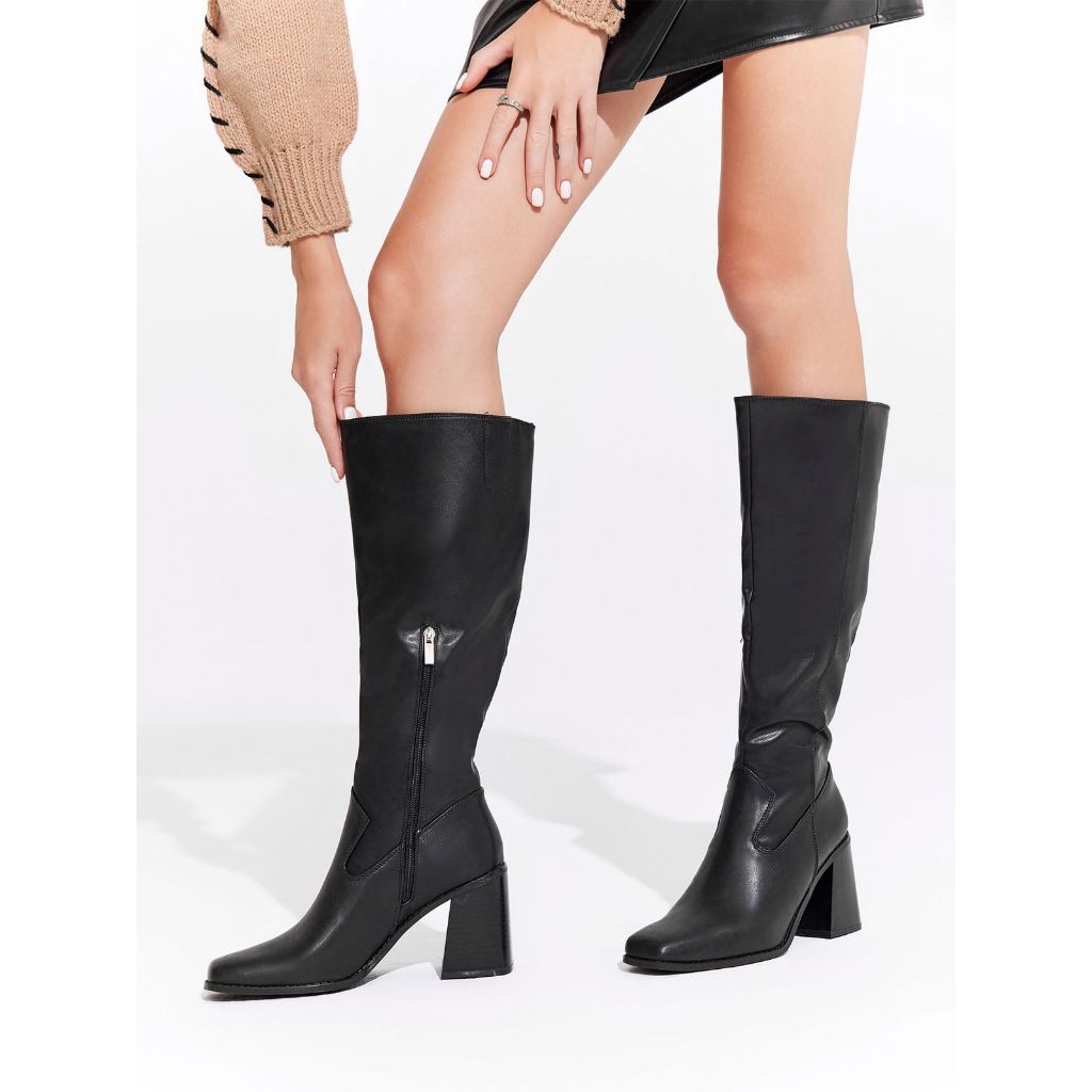 Coutgo Women's Knee High Boots Wide Calf Square Toe Chunky Heeled Pull-on Boot, Black, Size 8.5