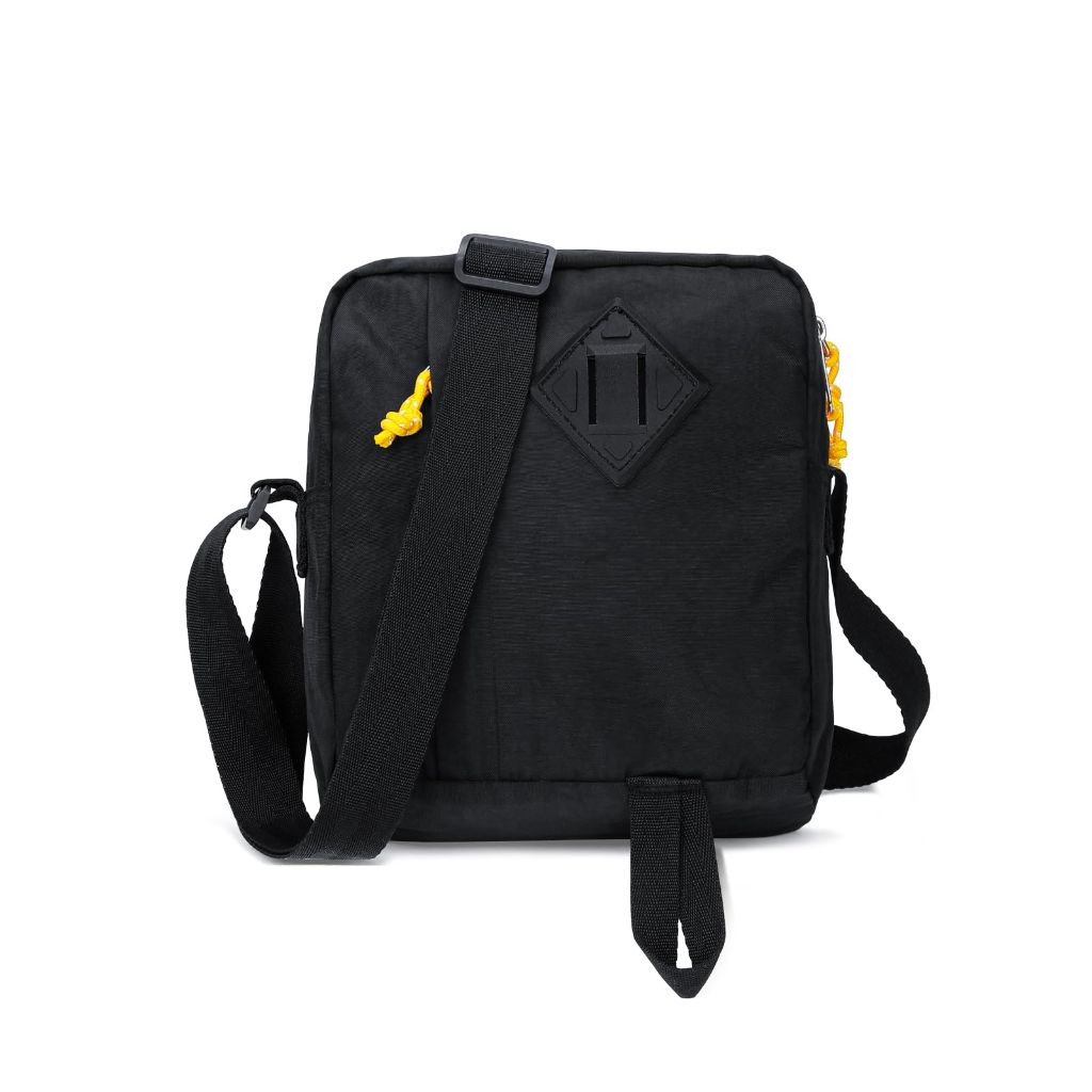 FASTFAIRY Waterproof Lightweight Trendy Crossbody Bag: Black Nylon Casual Shoulder Purse