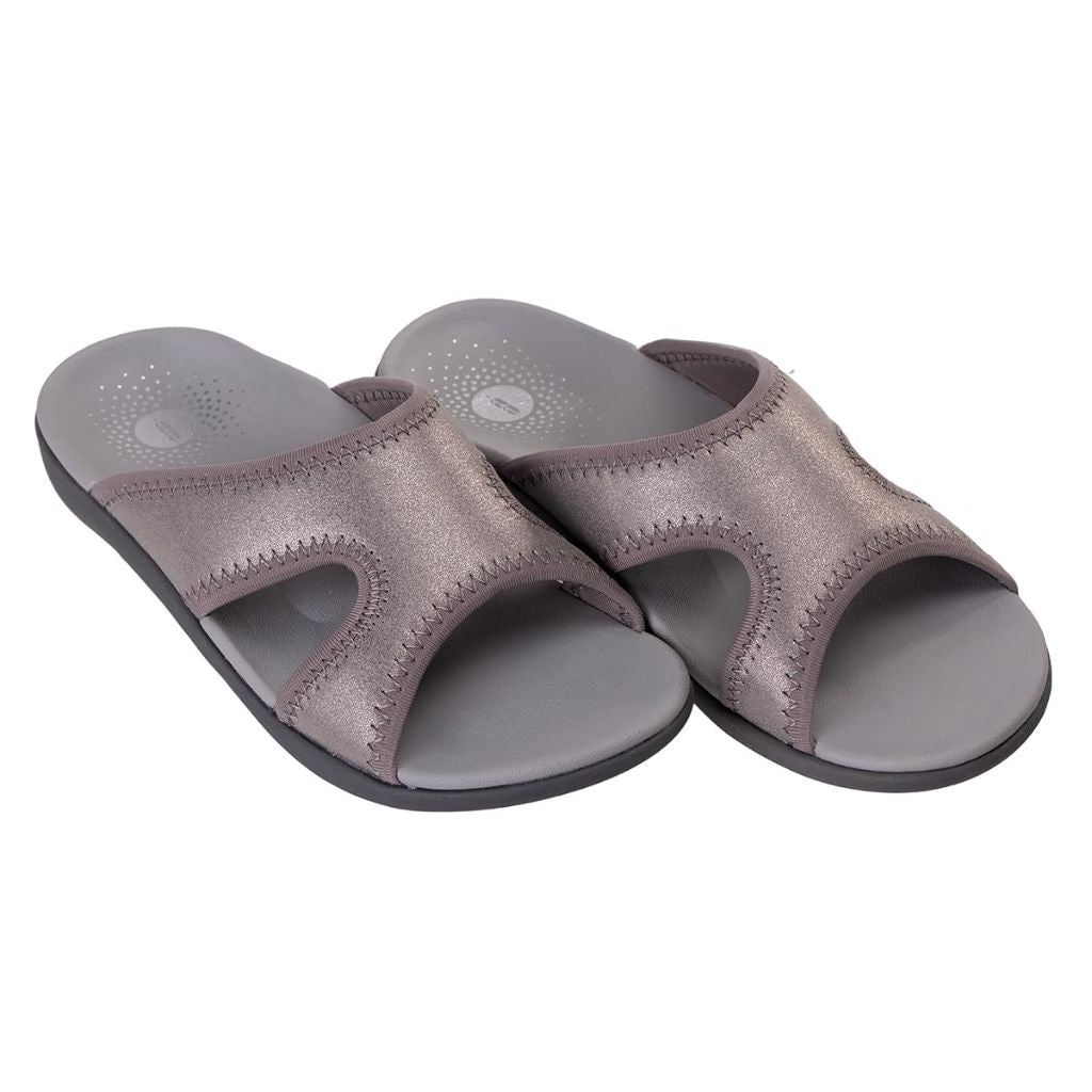 SZ 8 WD, REVITALIGN Women's Brook Metallic, Pewter