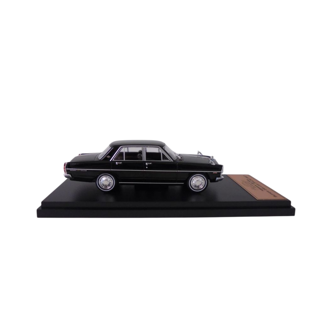 OPO 10 - Collectible Miniature car 1/43 Compatible with Nissan Gloria 1967 - JPL34