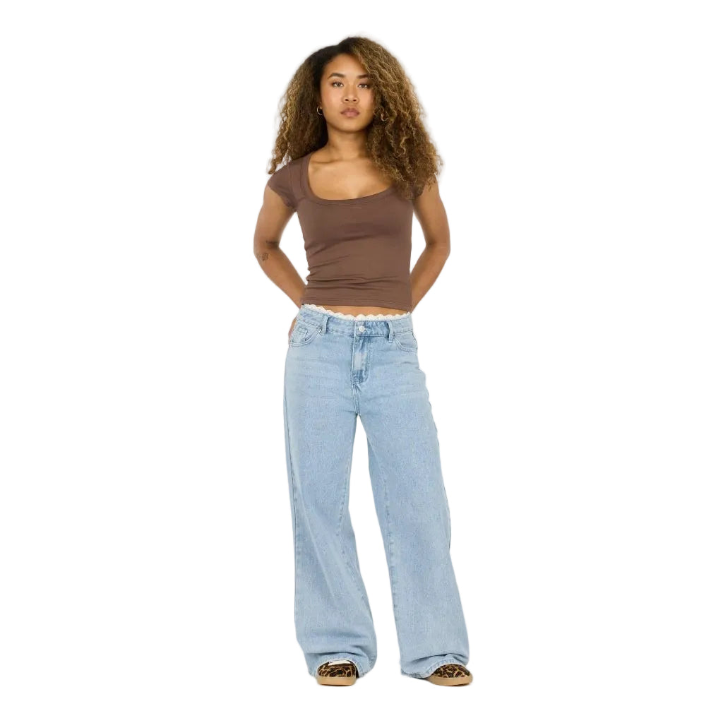 SZ 6, Forever 21 Women’s Wide-Leg Jeans – Light Wash Denim with Lace Trim Waistband