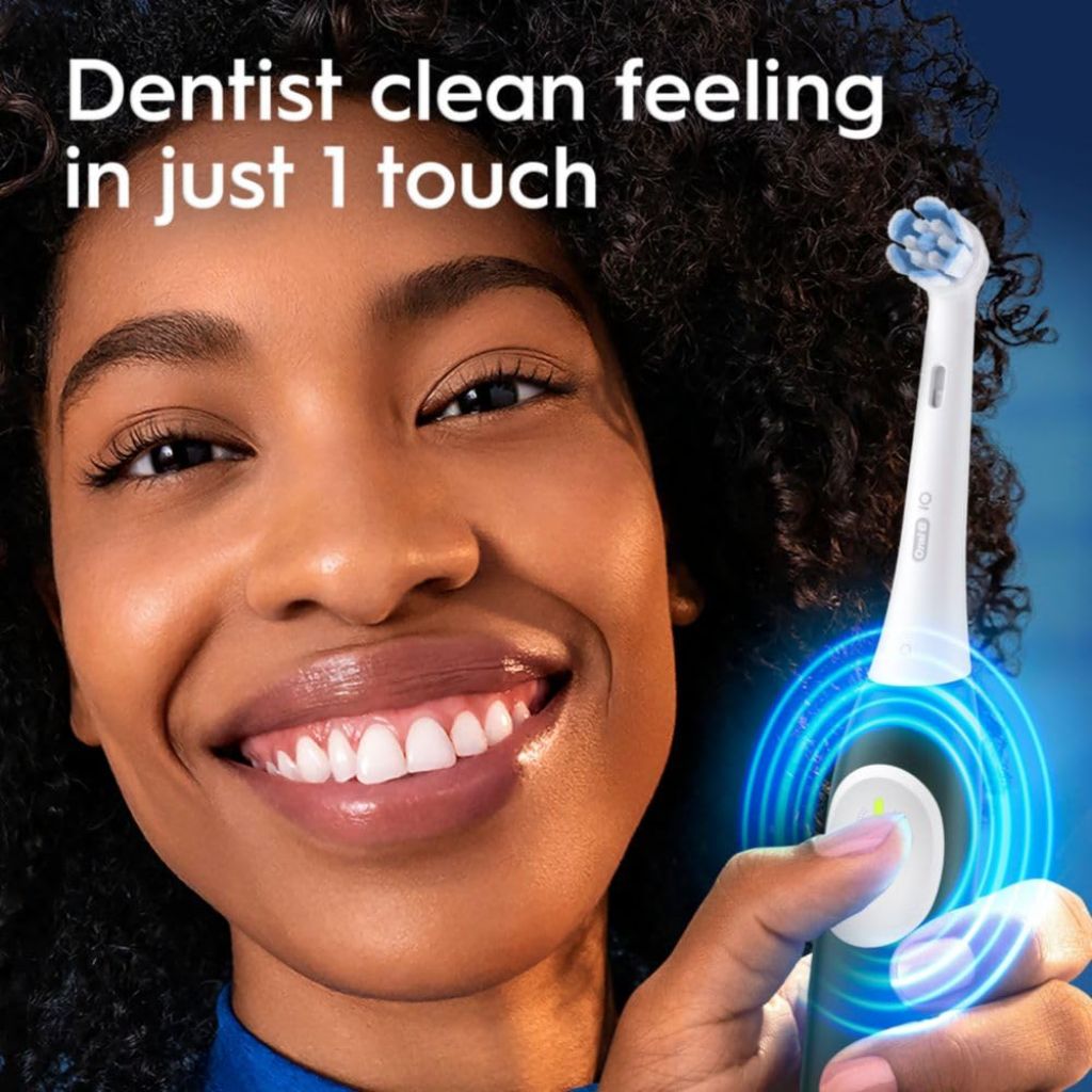 Oral-B Rechargeable Electric Toothbrush, iO2 Starter Kit, 2 Brush Heads, Forest Green