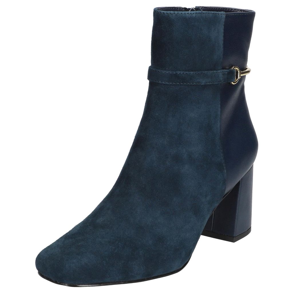 Bella Vita Quincy Boot, Navy - size 6.5W