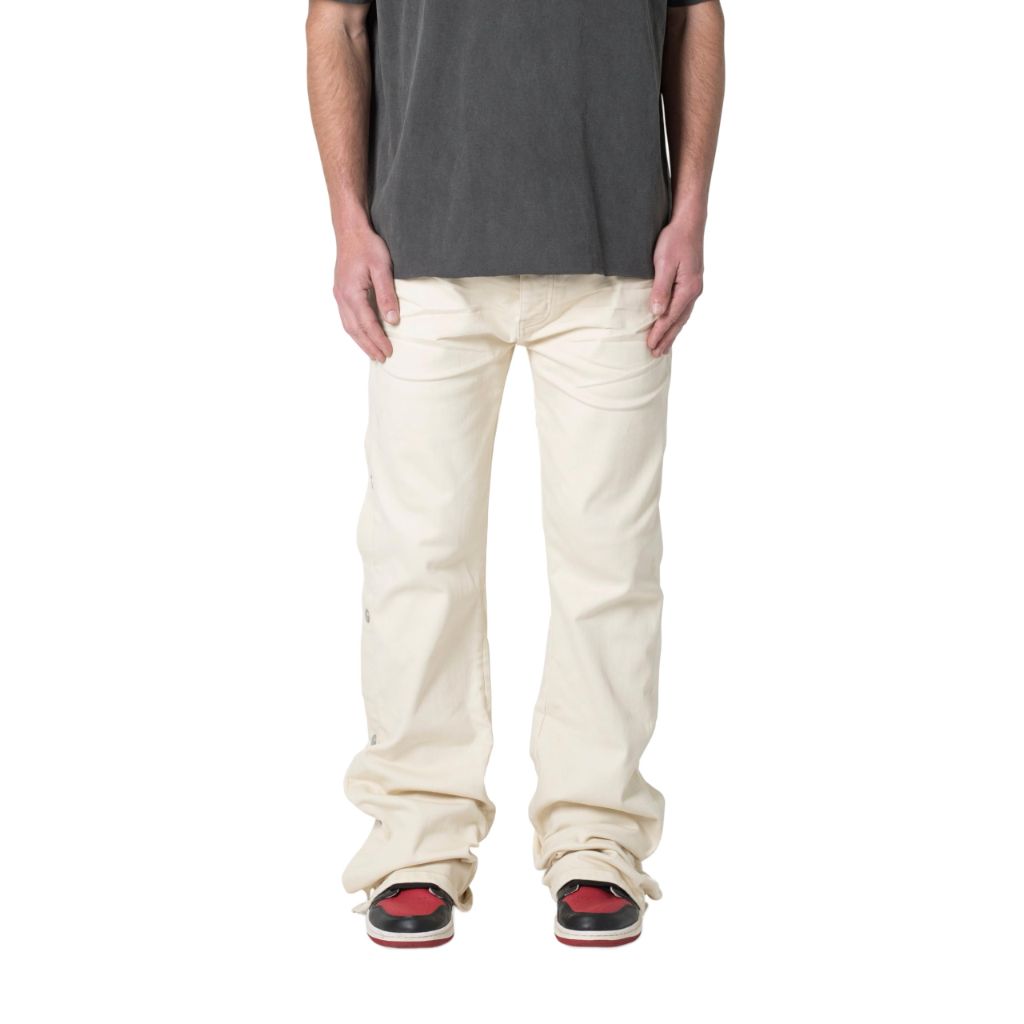 Mnml Men's Snap Baggy Flare Denim, Off White - size 42