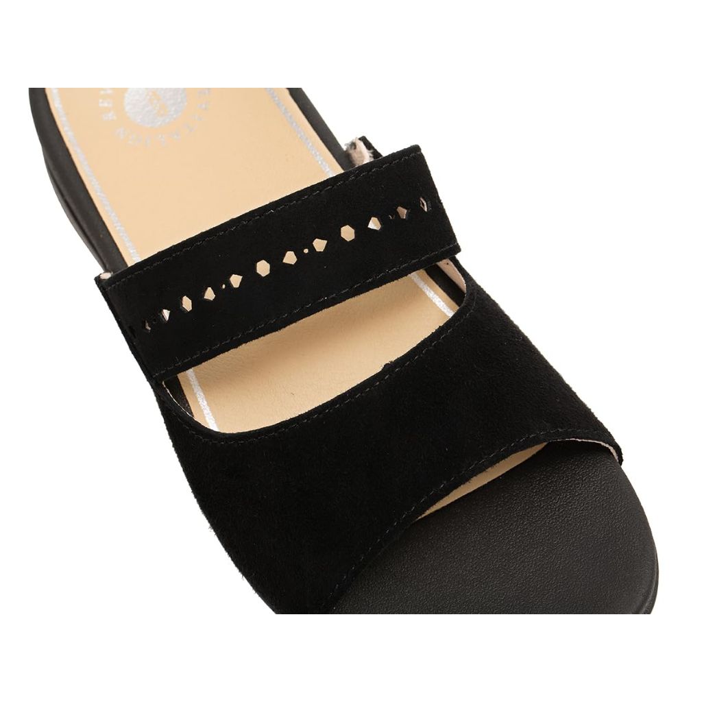 SZ 8, REVITALIGN Women's Corpus Slide | Black