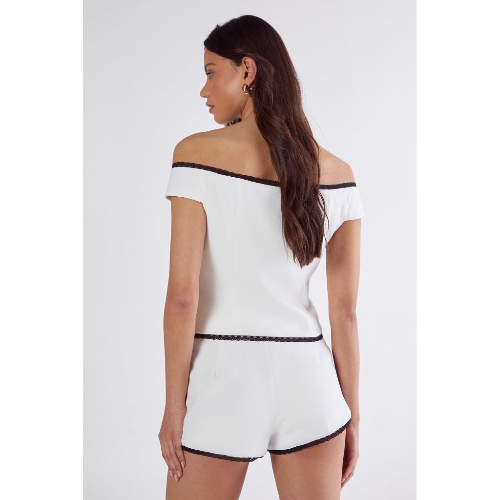SZ 16, Nasty Gal Lace Trim Tailored Short | Ivory