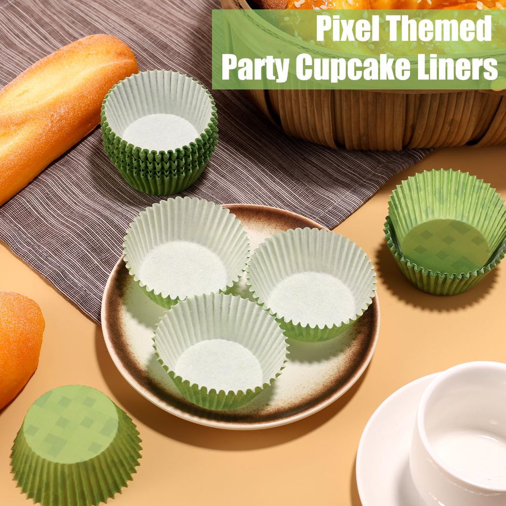 100pcs Pixel Cupcake liners, Green