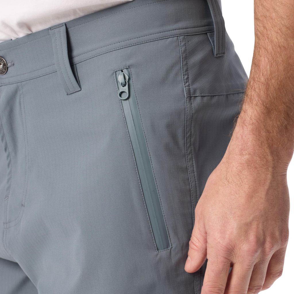 BASS OUTDOOR Men's Moisture Wicking Techstop Shorts - Stormy Weather, Size 40W