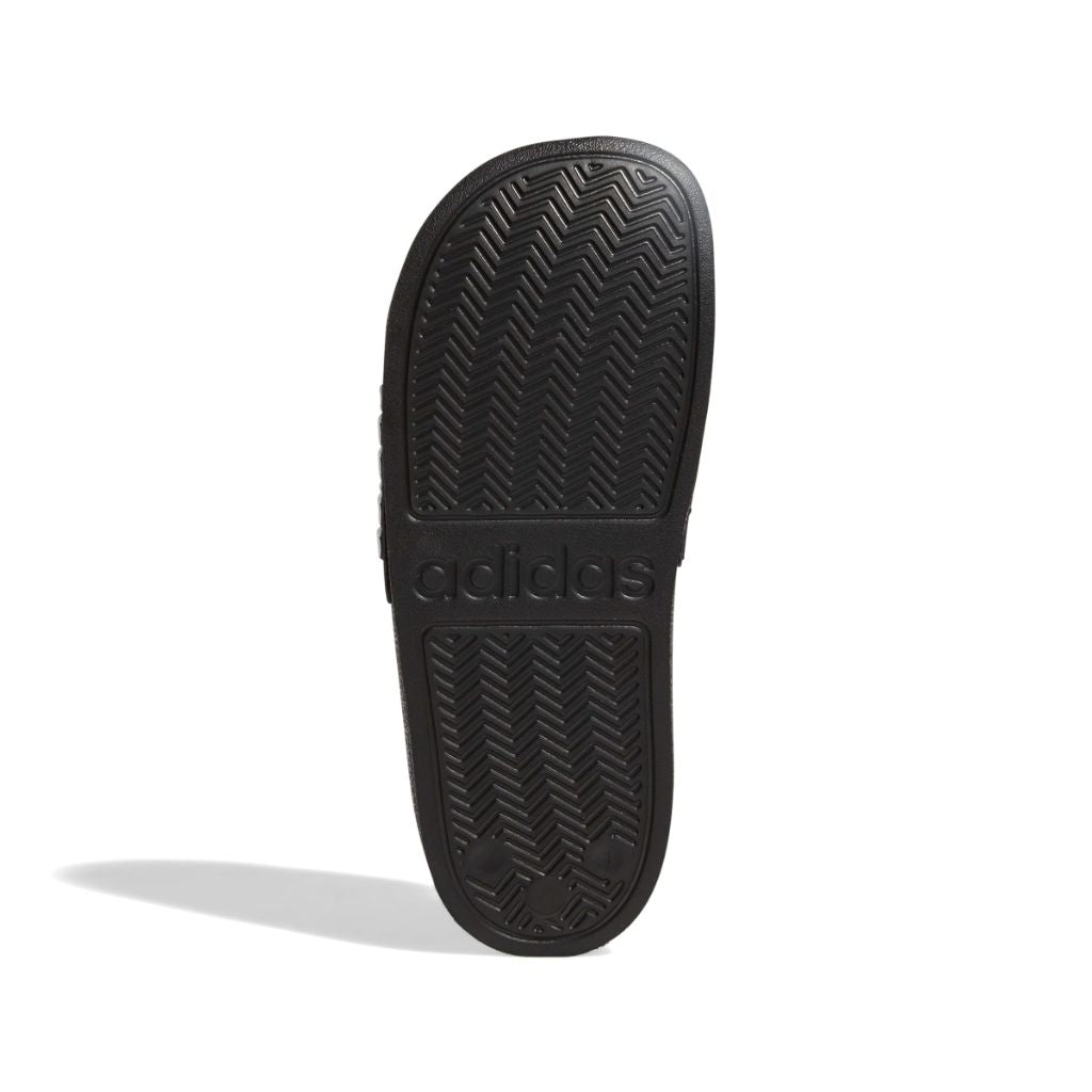 adidas Big Kid's Adilette Shower Slide Sandals - Core Black/White, Size 4 Big Kid