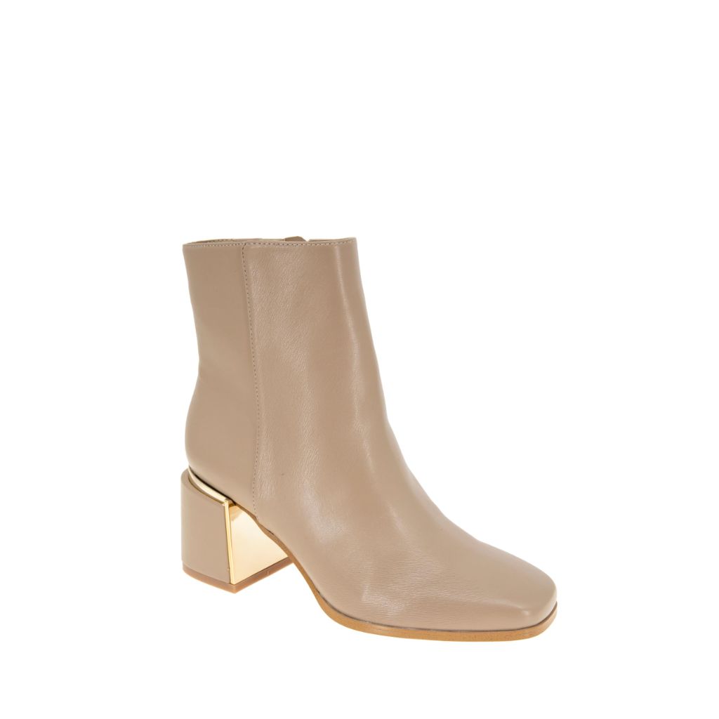 BCBGeneration Sandra Bootie, Chanterelle - size 8